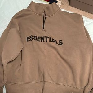 Essentials half zip